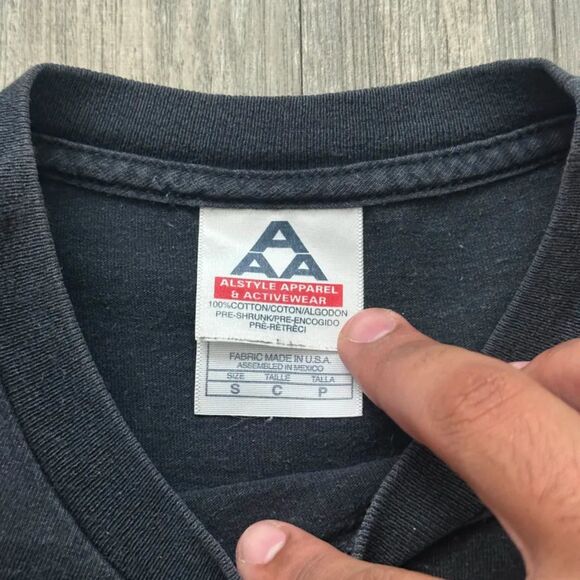 Vintage 2003 GQ Magazine So Fresh And So Clean Promo T-Shirt Size Small - Picture 6 of 6